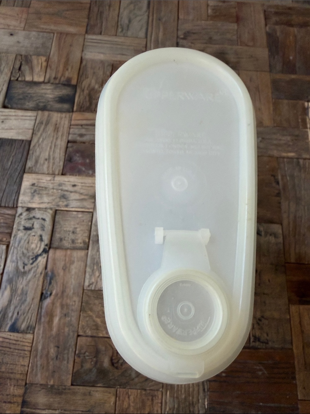 Tupperware - Picture 3 of 7